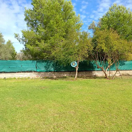 度假居 Large Yard, Large Lawn, Independent 利里亚